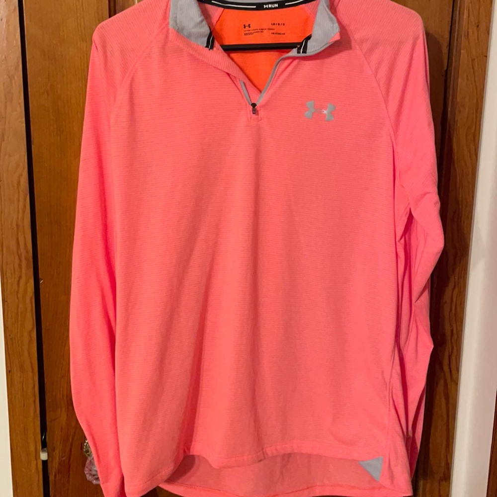 Under armor shirt.